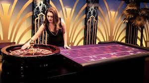 Roulette betting board layout showing inside and outside bet options on cv777